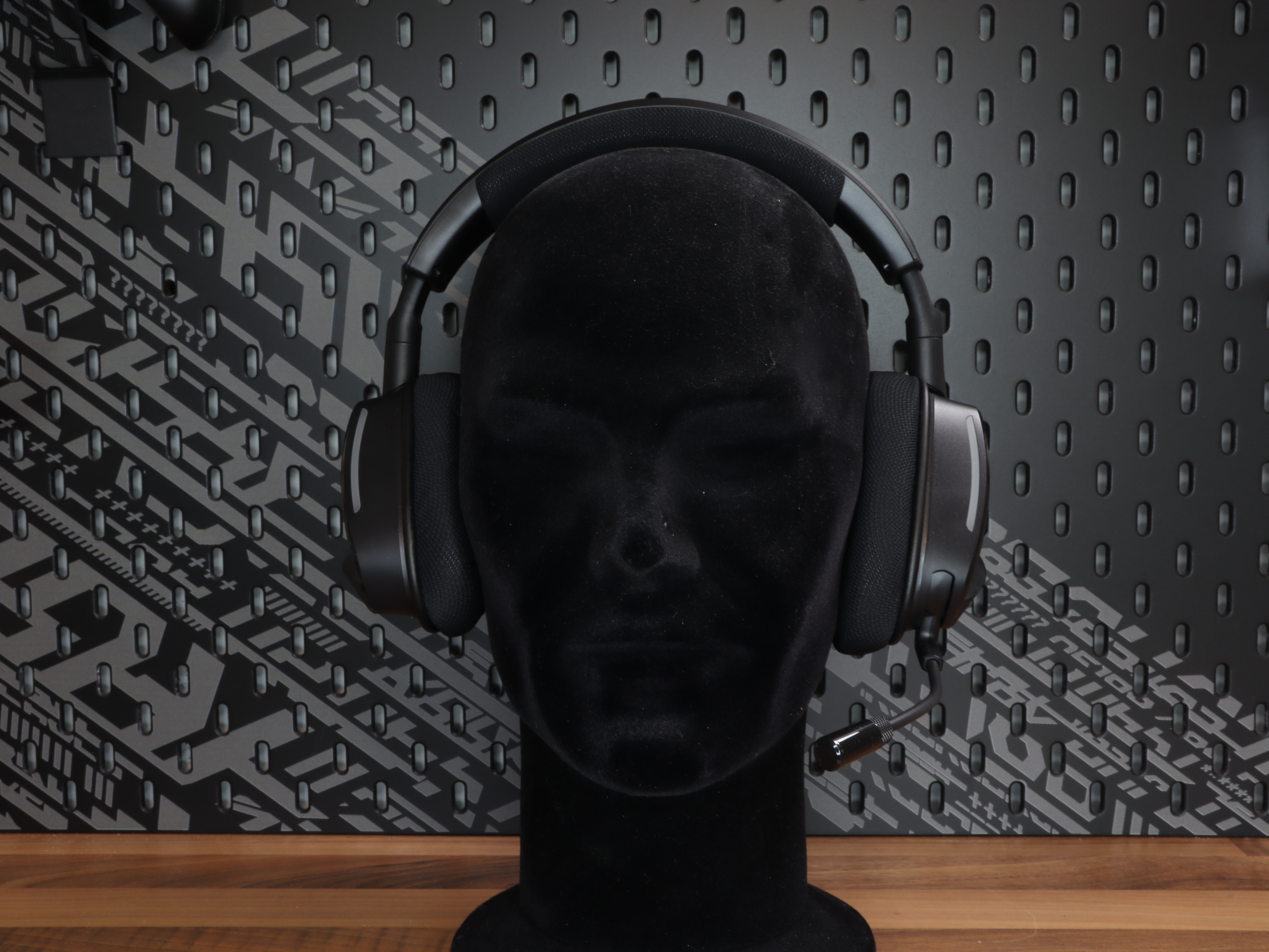 Corsair Dolby Atmos VOID Wireless V2 gaming superior dynamic spatial NVIDIA Broadcast headset audio.JPG